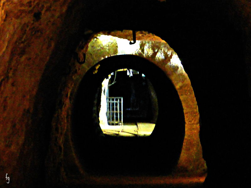 porto Flavia, S. Barbara cave