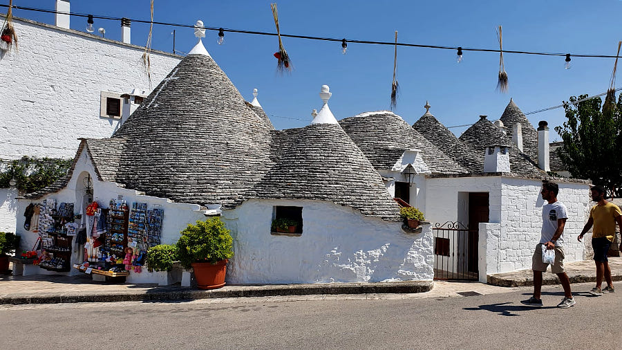 12.2020: Gianni Mazzoli - alberobello (ba)