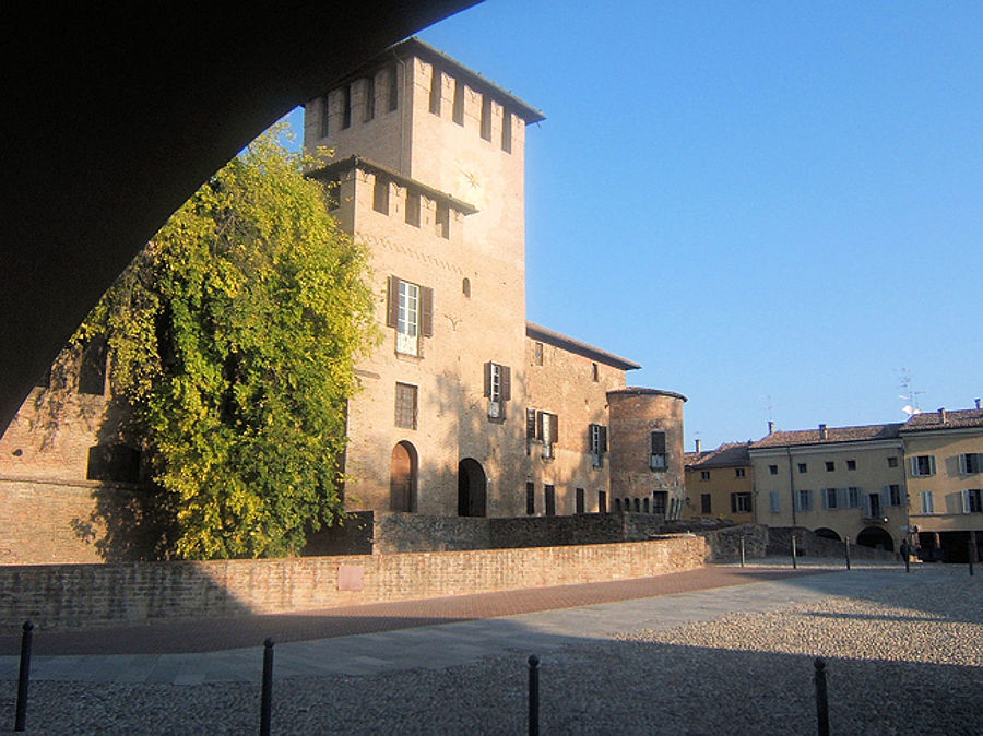 04.2012: Associazione Castelli Del Ducato - fontanellato (pr)