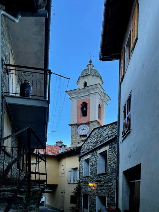 05.2022: Marina Daprelā - montegrosso pian di latte (im)