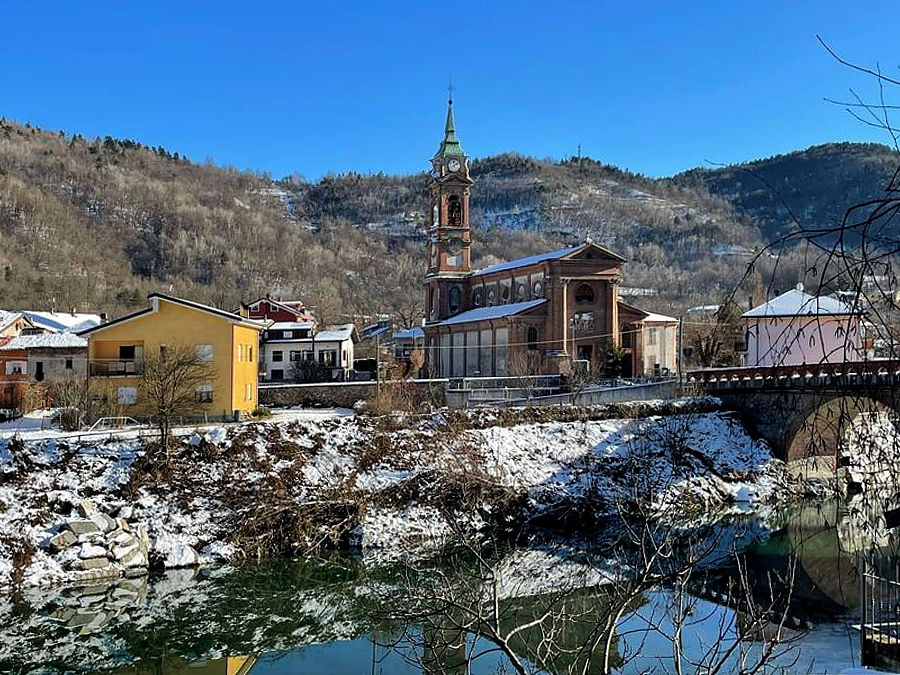 06.2022: Marina Daprelā - nucetto (cn)