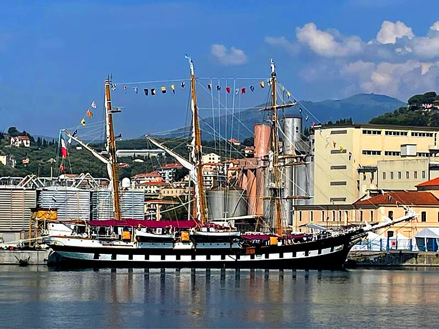 08.2023: Marina Daprelā - oneglia (im)