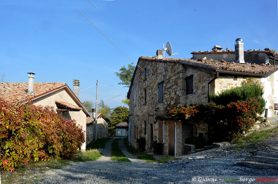 10.2022: Gianni - pietra nera (pr)