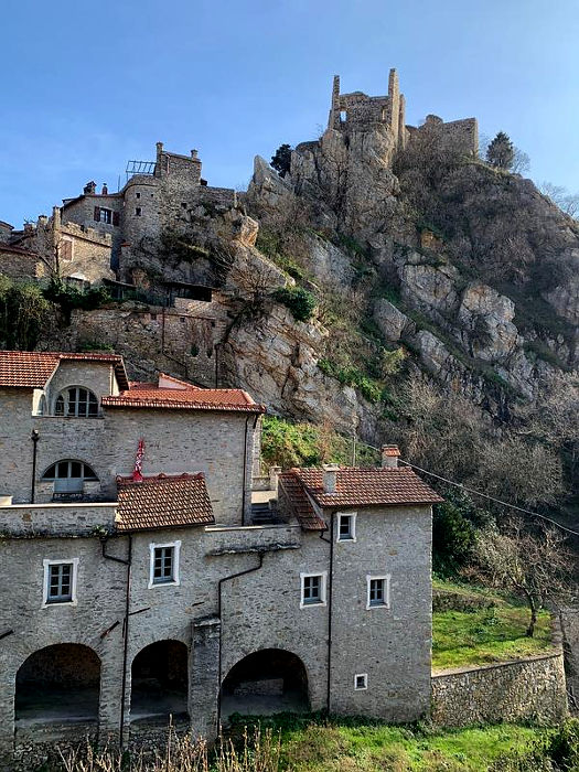 05.2021: Marina Daprelā - castelvecchio di rocca barbena (sv)