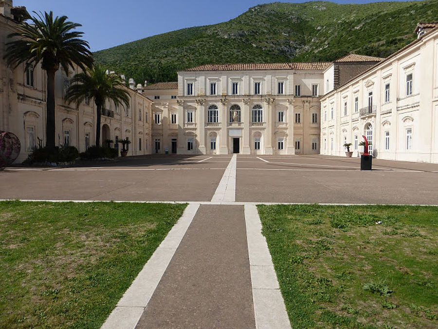 07.2019: Stefania Origlia - san leucio (ce)