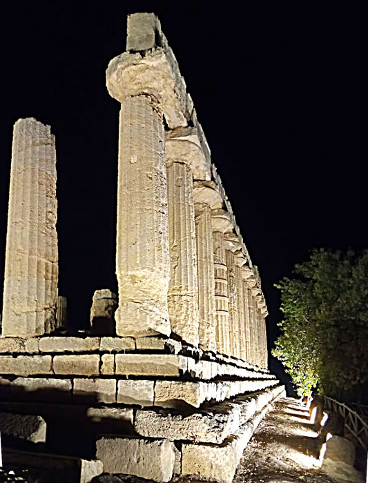 08.2023: Gabriella Bussolati - agrigento (ag)