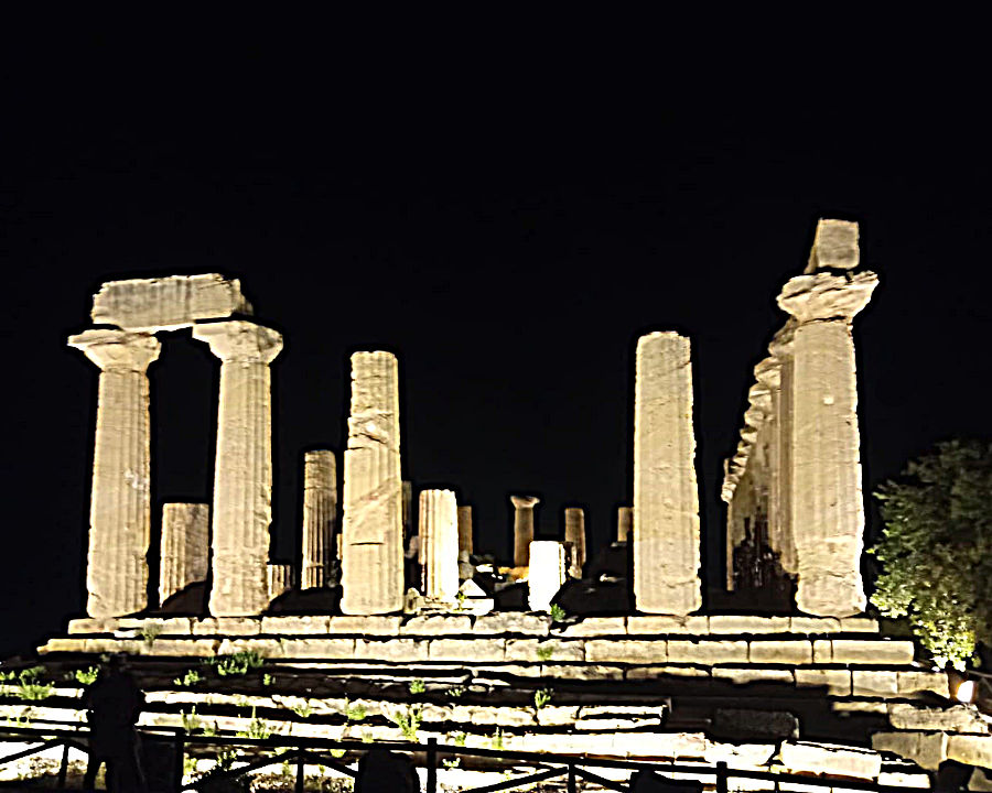 08.2023: Gabriella Bussolati - agrigento (ag)