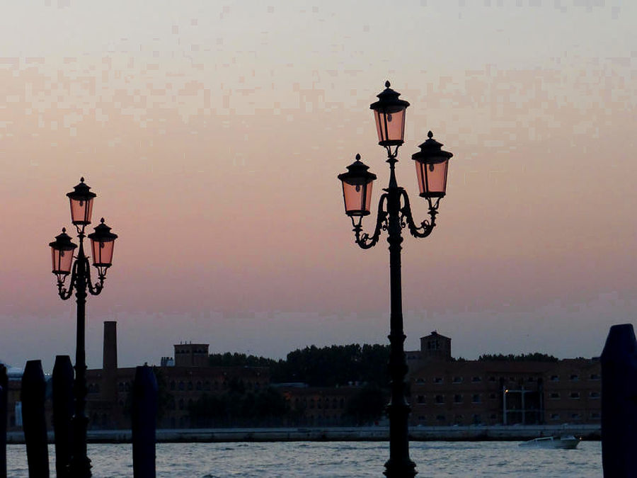 09.2020: Stefania Origlia - venezia (ve)