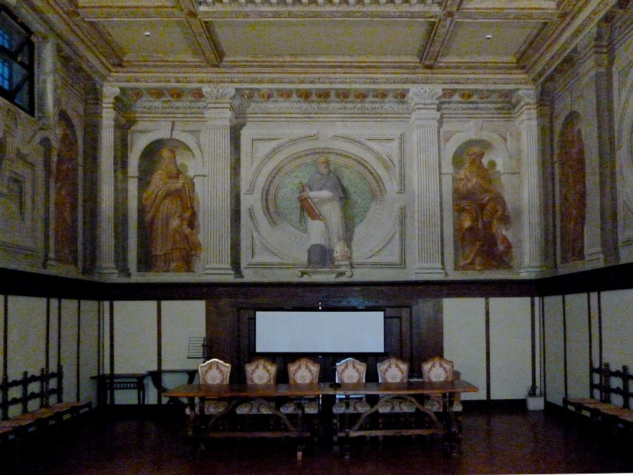la biblioteca o sala degli affreschi