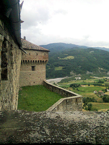 castle of Bardi