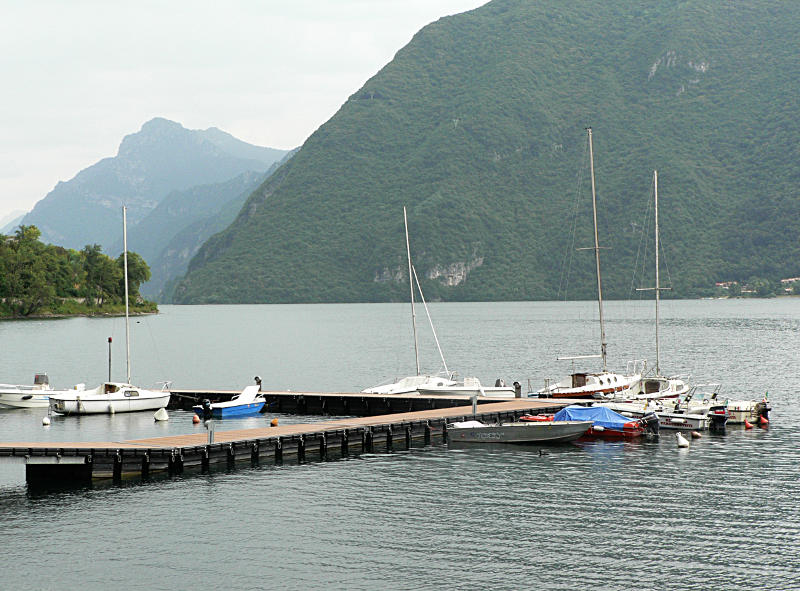 the Idro lake