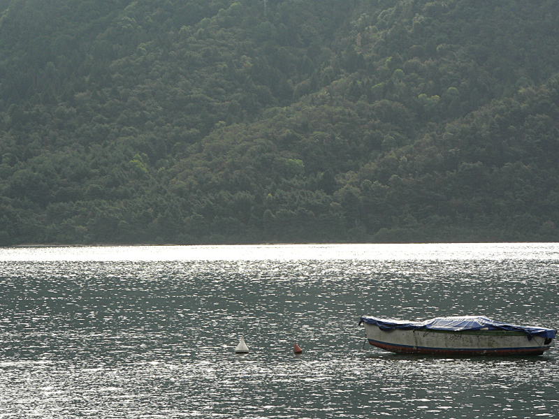 the Idro lake