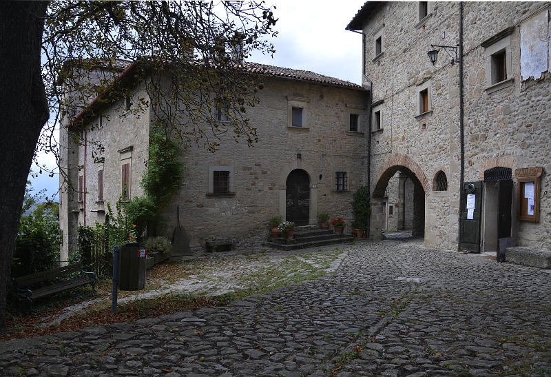 La Scola, antico borgo