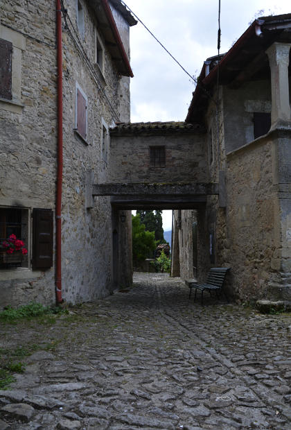 La Scola, antico borgo