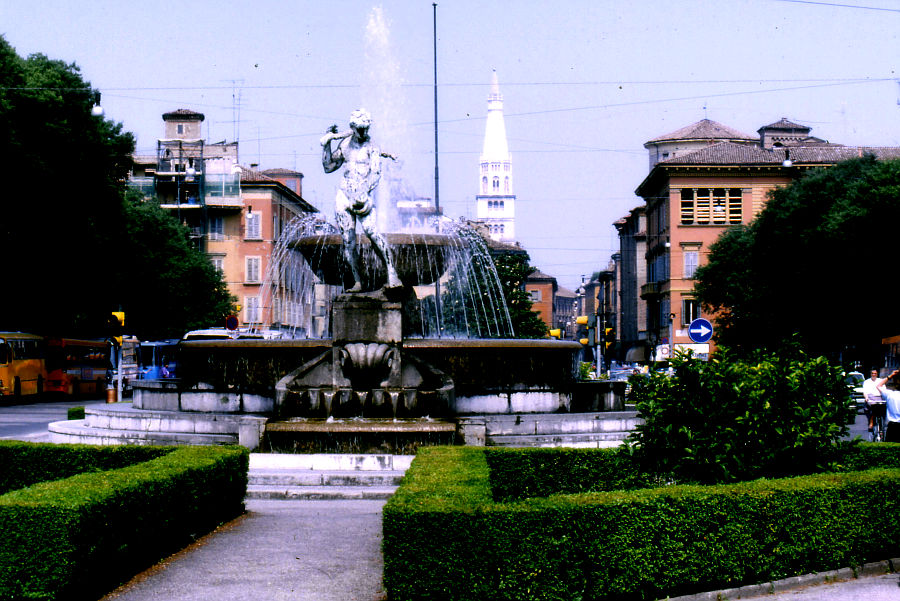 Modena città della Ghirlandina