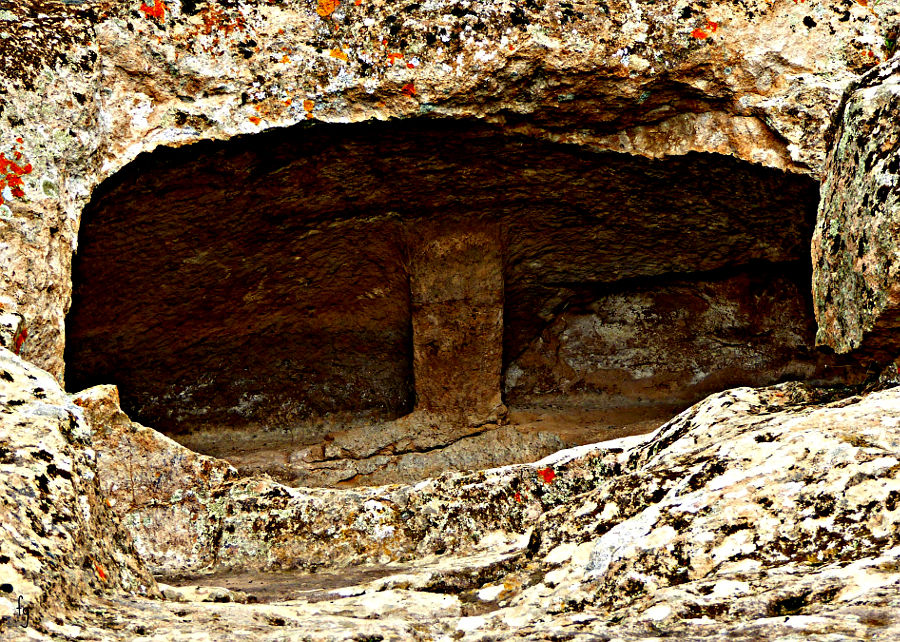 Montessu necropolis