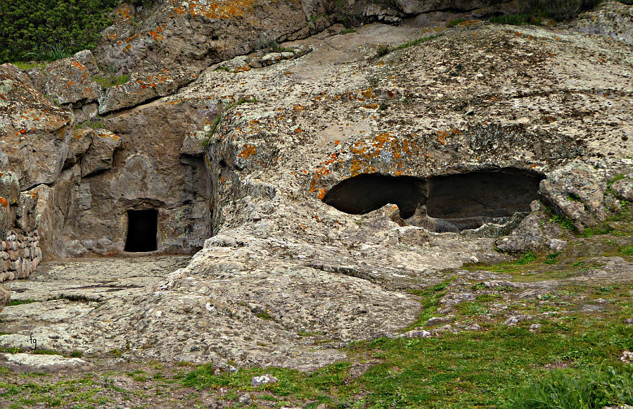 Montessu necropolis