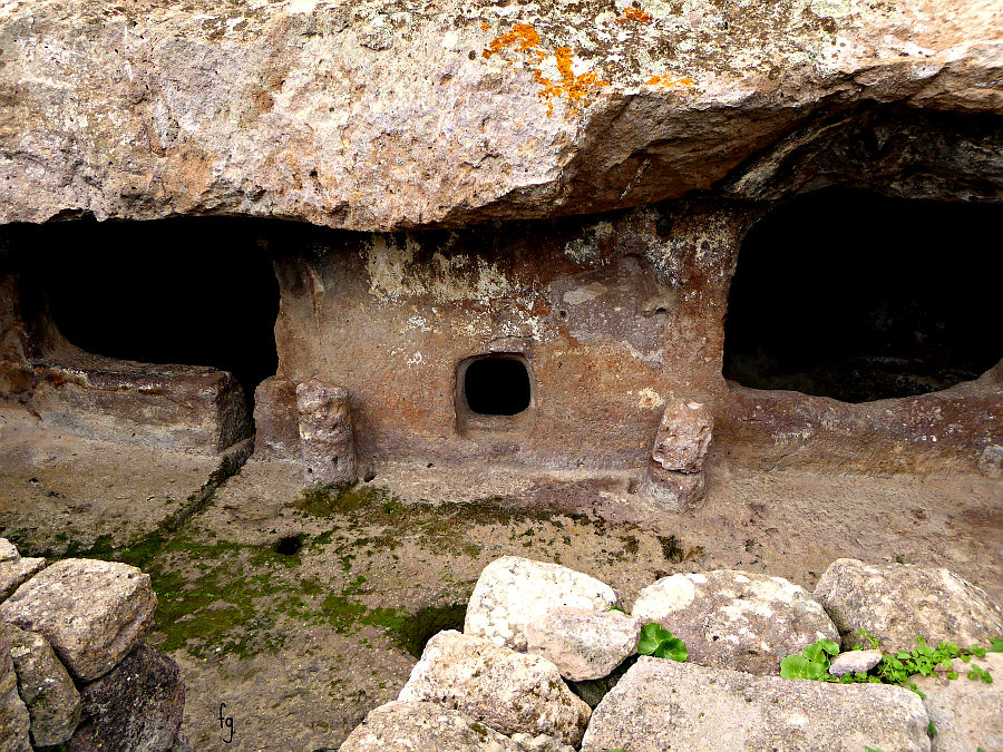 Montessu necropolis