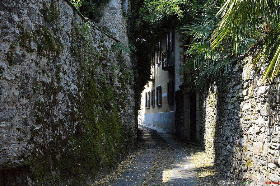 San Giulio, l'isola del silenzio