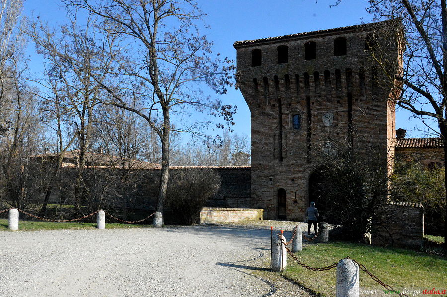 castello di Paderna