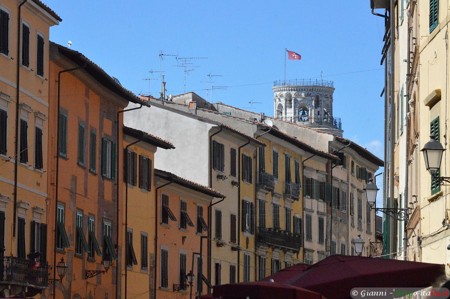 Pisa Via Roma