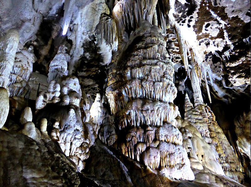 porto Flavia, grotta S. Barbara