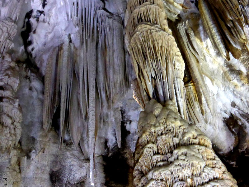 porto Flavia, grotta S. Barbara