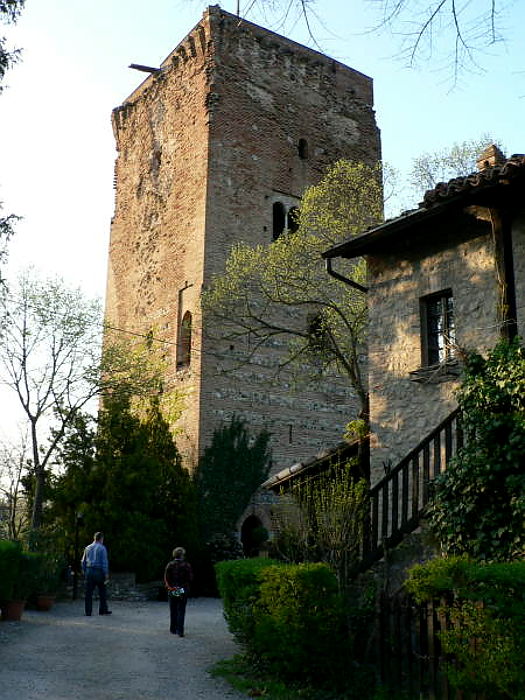 castello e il borgo di Rivalta