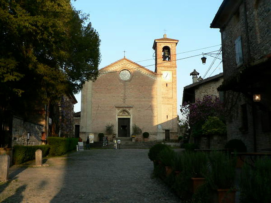 castle and Rivalta village