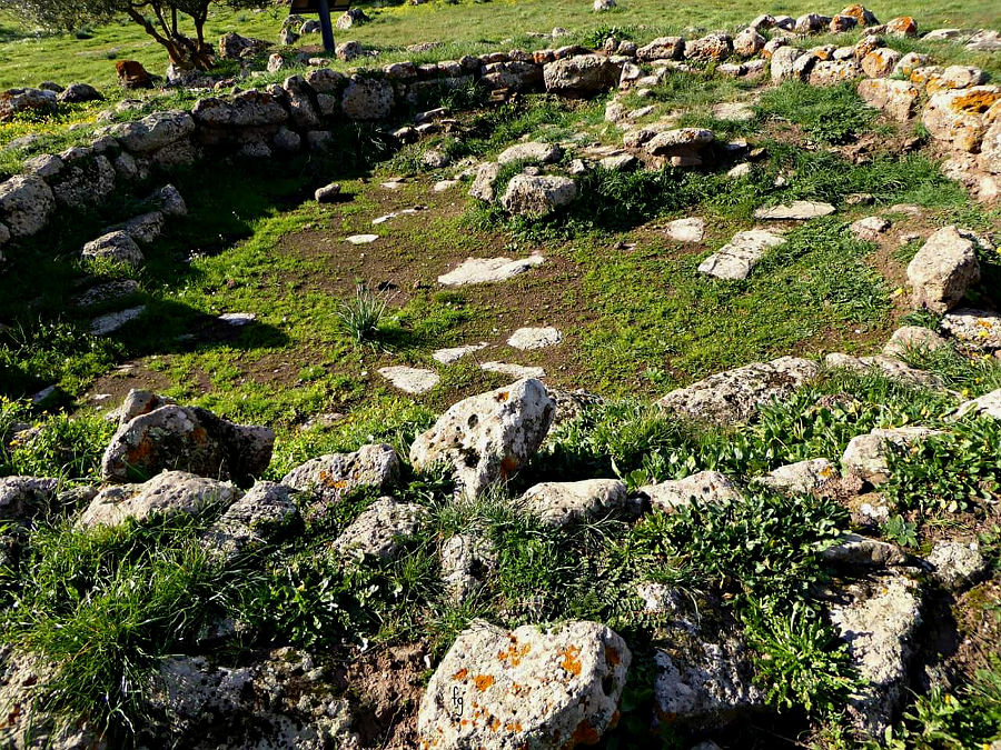 nuraghe Arrubiu