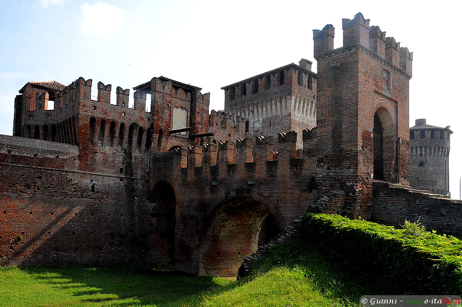 la rocca sforzesca la rocca sforzesca