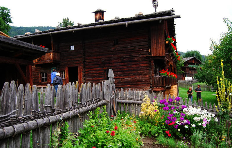 Teodone ethnographic museum