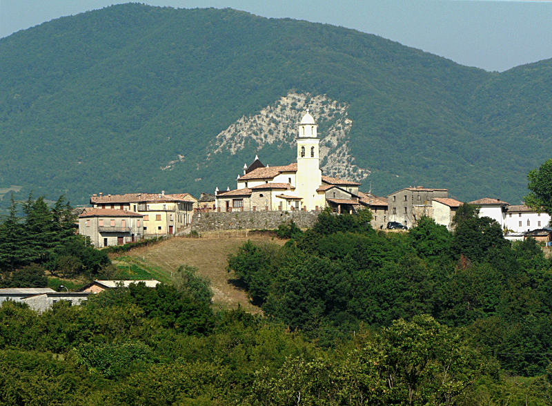 il borgo di Vezzolacca
